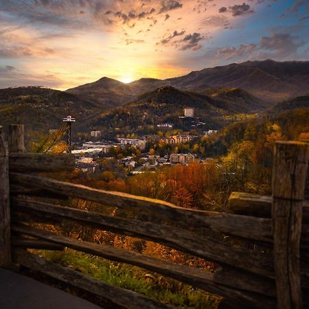 Sunshine Ridge, Hot Tub, Game Room, Wifi, 1089 Free Tickets Each Paid Day, Dollywood And More Sevierville Buitenkant foto